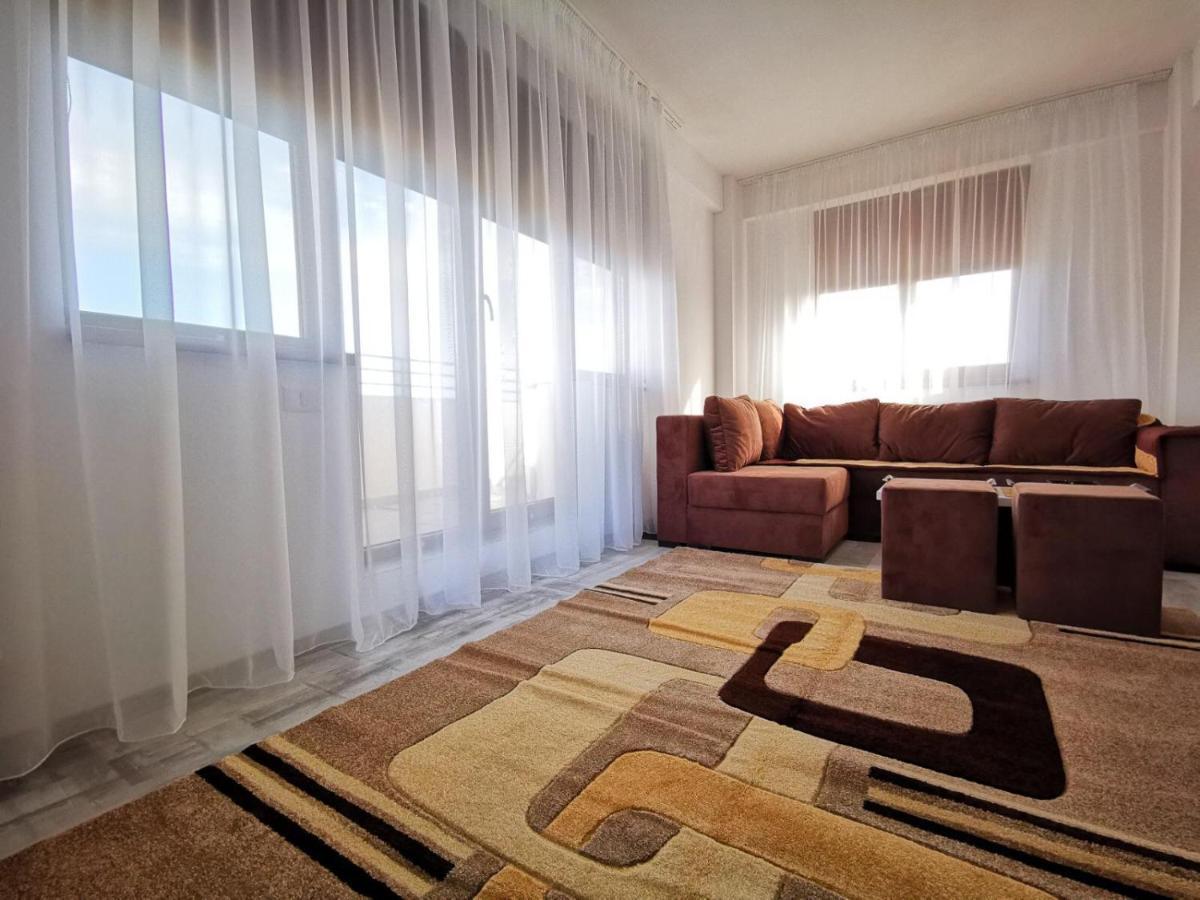 Vip Apartment-Brilliant Apartments 콘스탄차 외부 사진