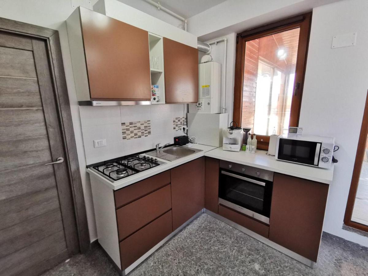 Vip Apartment-Brilliant Apartments 콘스탄차 외부 사진